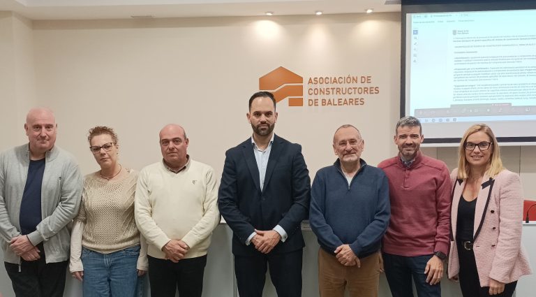 Éxito de participación en la Jornada «Nuevas obligaciones en la gestión y traslado de residuos de construcción y demolición (RCD) y el uso de la plataforma SINGER”   